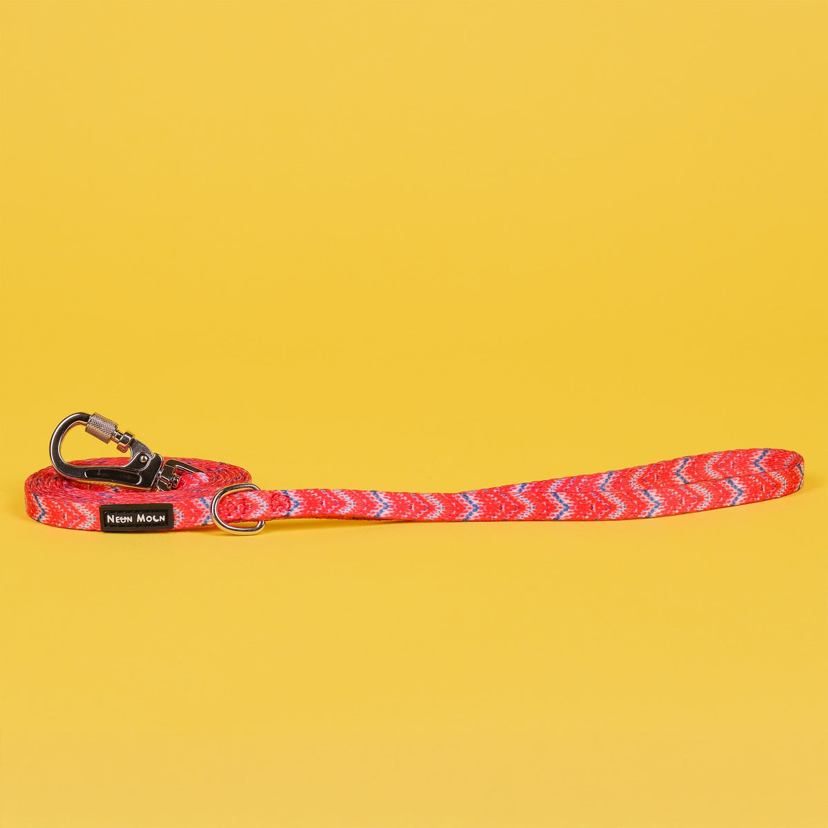 SnazzyTails Tod Dog Lead Red Chevron
