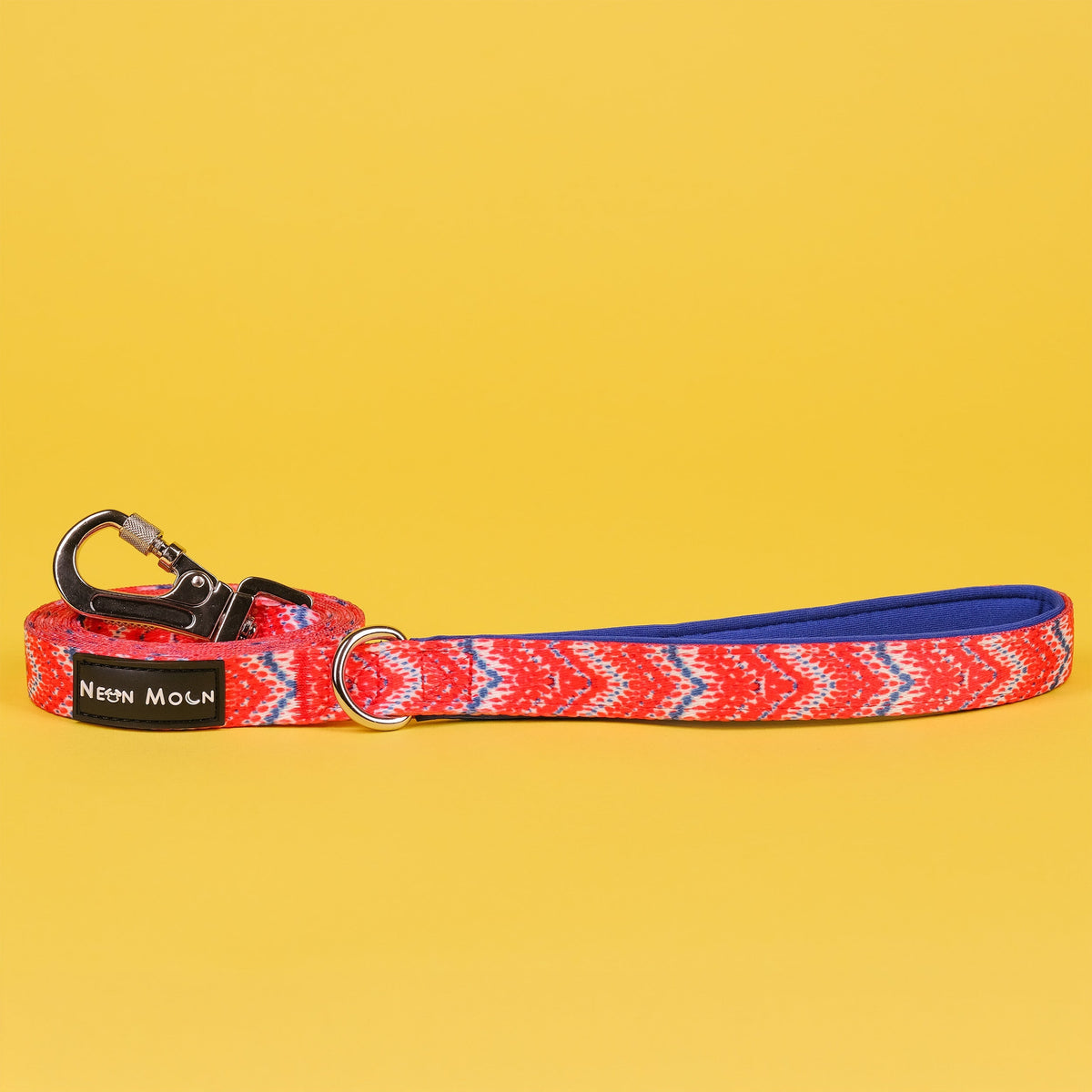 SnazzyTails Tod Dog Lead Red Chevron