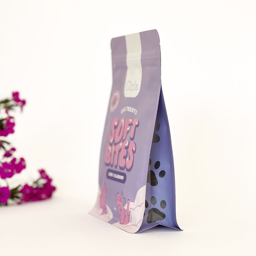 Gizzls Ostrich Liver & Blueberry Soft Dog Treats 300g