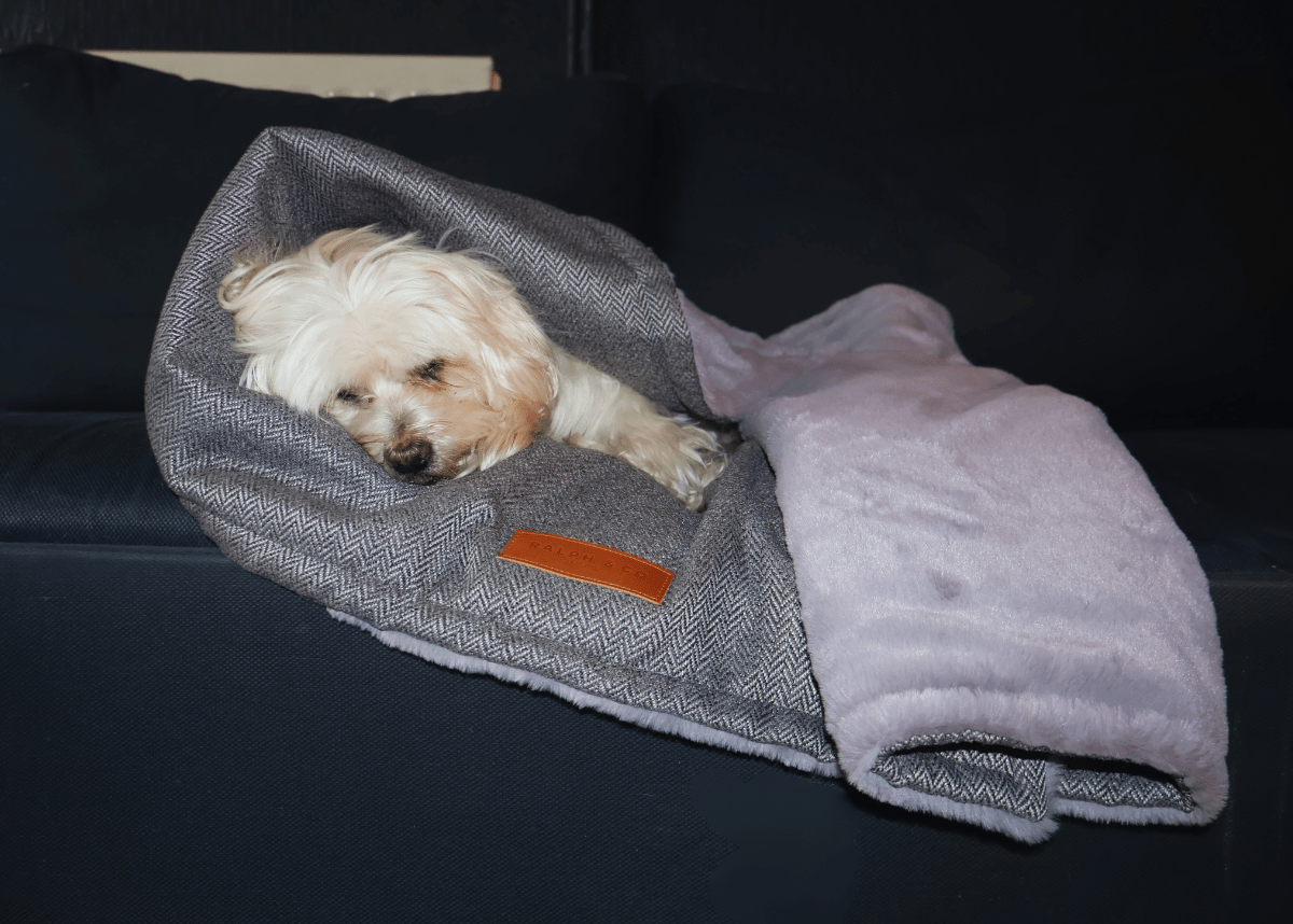 Ralph & Co The Balmoral Herringbone & Faux Fur Reversible Dog Blanket - Grey