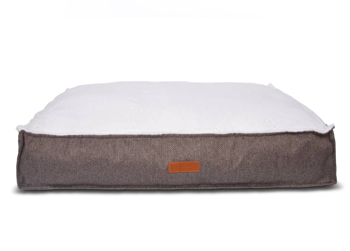 Ralph & Co The Lincoln Tweed Flat Pillow Dog Bed - Brown Herringbone