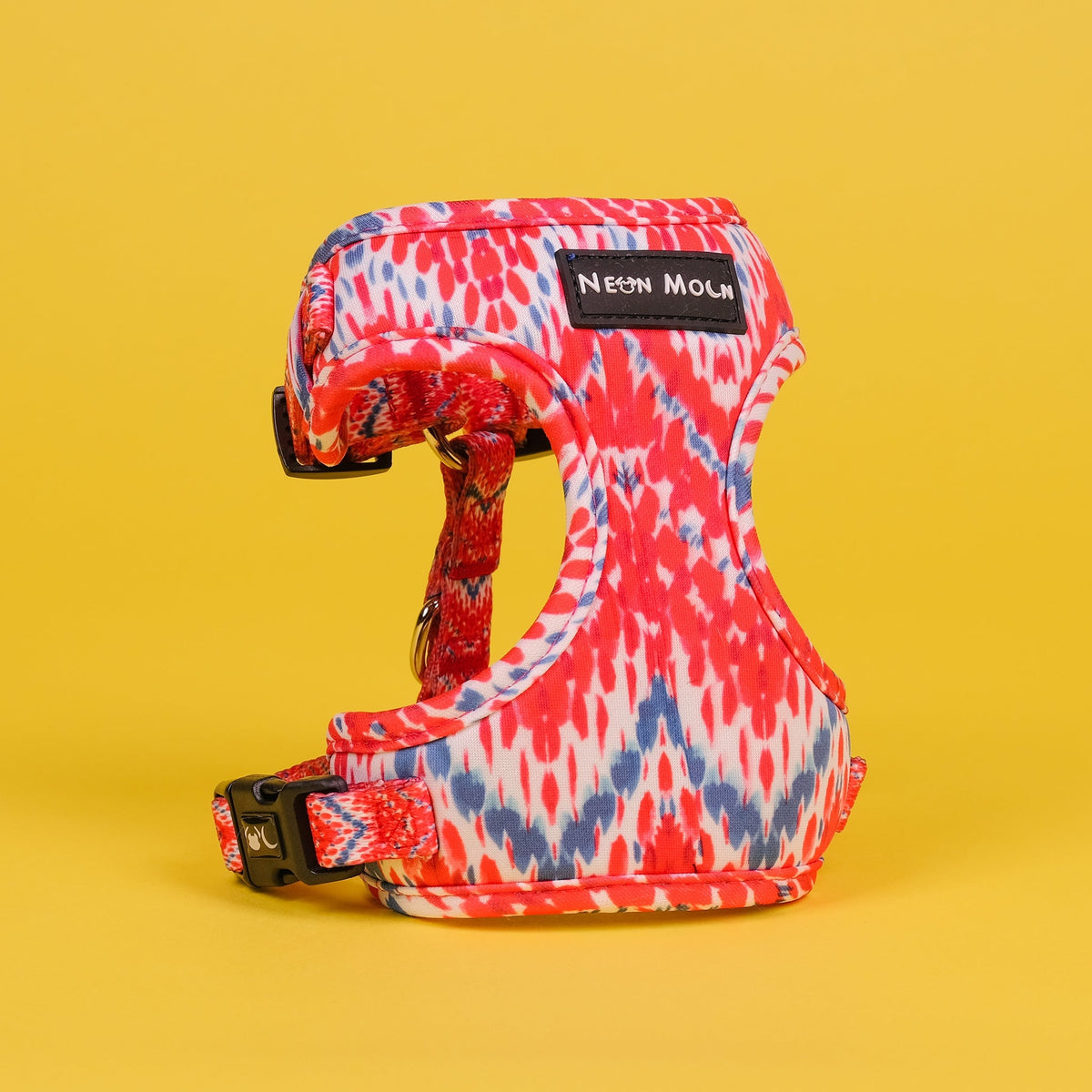 SnazzyTails The Tod Mesh Dog Harness Red & Blue Chevron