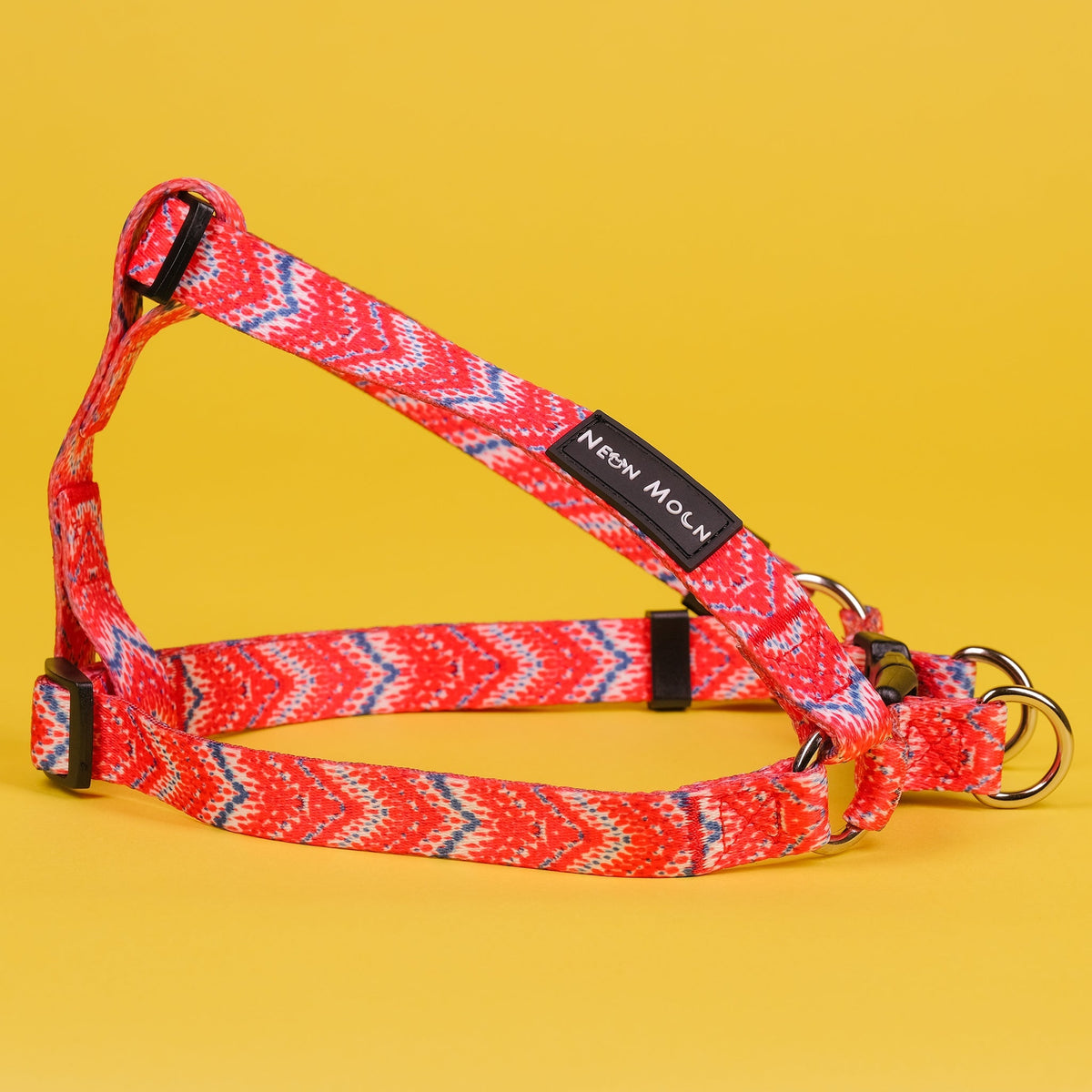 SnazzyTails Tod Step-In Dog Harness Red Chevron