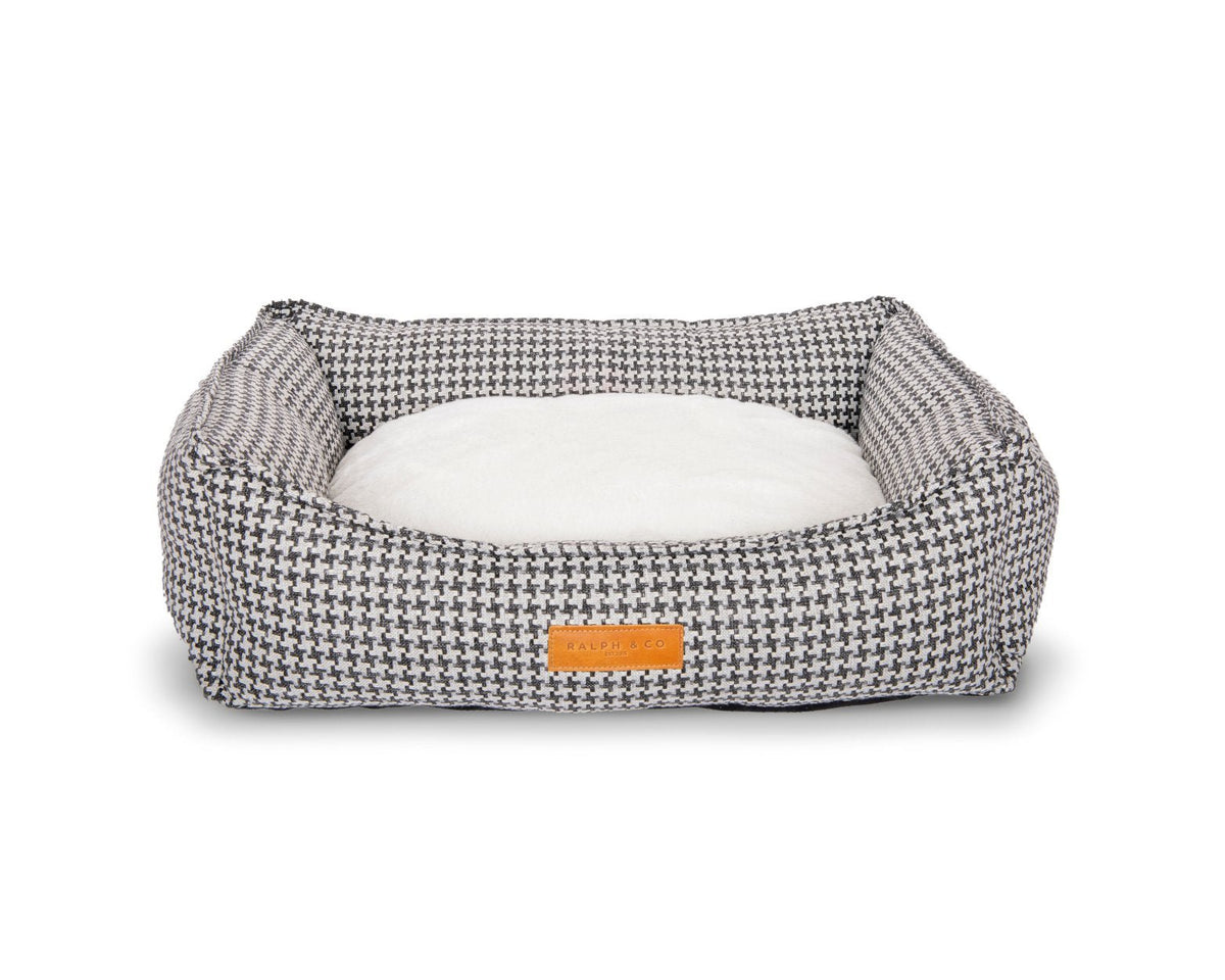Ralph & Co The Kensington Houndstooth Bolster Dog Bed
